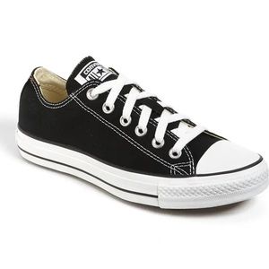 CONVERSE CHUCK TAYLORS